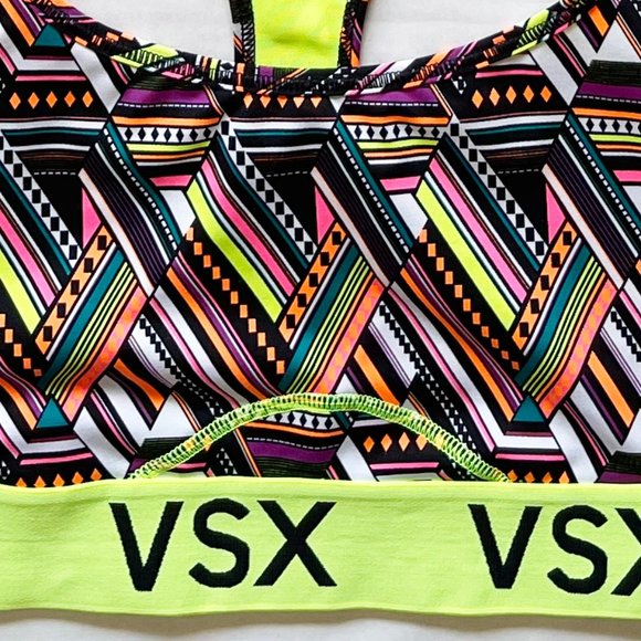 😍 VSX SEAMLESS SPORTS BRA WIRELESS LOW IMPACT PRINTED | BUNDLE OF 2 SIZE M 😘 - Picture 5 of 6